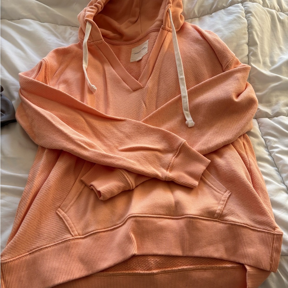 American Eagle sweatshirt